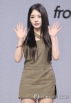 포즈 취하는 프로미스나인 노지선