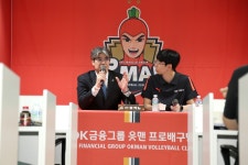OK금융그룹 오기노 감독 감독님 말고 오기상이라 불러달라