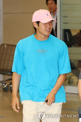 이강인, 시즌 마치고 대표팀 합류 위해 귀국
