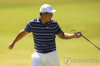 자신감 얻은 김주형, 정교한 아이언샷으로 시즌 2승 도전