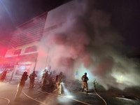 군산 반품 매장서 화재…인명피해 없어