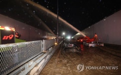 배수작업 계속되는 궁평２지하차도