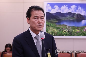 발언하는 김영호 통일부 장관 후보자