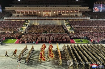 북한, '전승절 70주년' 야간 열병식 개최