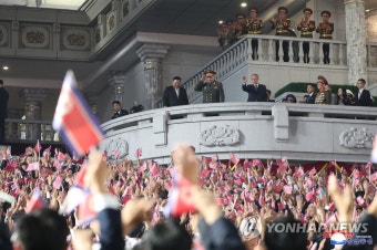 북한, '전승절 70주년' 야간 열병식 개최