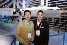 정용진, 판교 HD현대 GRC 방문…정기선 사장과 면담