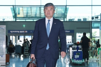 국가안보실장, 우크라 평화 관련 회의 위해 출국