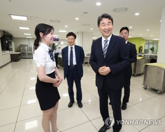 이주호 부총리, 세계스카우트잼버리 대원 수용 대학 운영 상황 점검