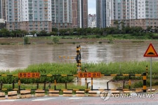 [태풍 카눈] 대구 간선도로 정상화…신천동로 통행 재개