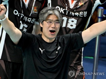 OK금융그룹, 프로배구컵대회 첫 정상…오기노 감독 데뷔전 우승