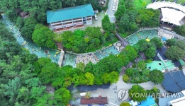 다시 온 폭염에 월출산기찬랜드 물놀이장 인기