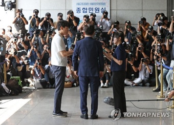 입장 밝히는 민주당 이재명 대표