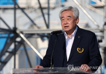 대회사 하는 조정원 WT 총재