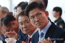 경사노위, 한국노총에 복귀 촉구…계속고용 논의하자