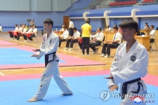 북한, 전국 청소년 태권도선수권 대회 진행