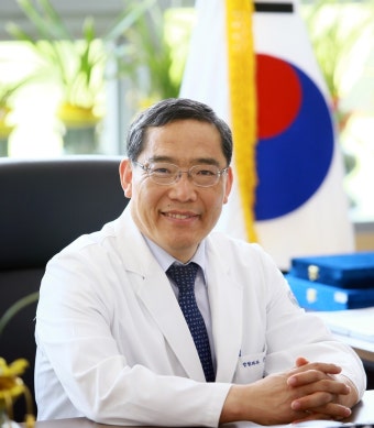[동정] 전남대병원 윤택림 교수, 중국병원 명예교수 위촉
