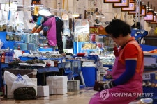 [현장] 추석 굴비세트 받겠나…심각해진 노량진수산시장