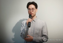 올해의 장인에 선정된 화각장 한기덕