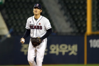 두산 곽빈, 최고의 하루…첫 10승에 첫 8이닝 투구까지