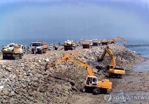 정권 바뀔 때마다 부침…착공 32년 만에 또 갈림길 선 새만금