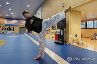 장준·박태준 등 파리 월드태권도 그랑프리 첫날 빈손