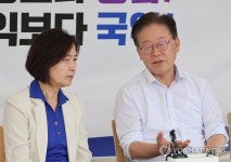추미애 전 법무부 장관과 이재명 대표
