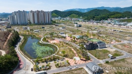 김해 주촌신도시 악취 원인 돼지축사 2026년까지 정비