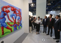 박보균 장관 한국미술에 다양성 넘치도록 신진작가 지원