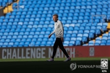 Klinsmann accepts criticism as part of job
