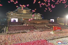 북한, 민방위무력 열병식 개최