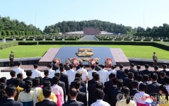 북한, 9·9절 75주년 맞아 혁명열사릉에 헌화