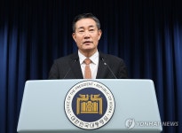 [속보] 尹대통령, 국방장관 후보에 국민의힘 신원식 의원 지명
