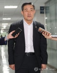 출근하는 국방부 장관 후보자