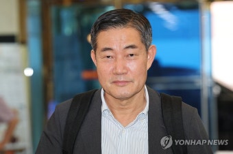 신원식 후보자, 인사청문회 사무실 출근
