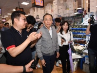 추경호, 노량진 수산시장 방문…수산물 소비동향 점검