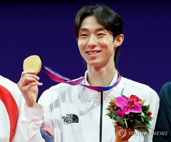 [아시안게임] 태권도 우승 장준, 세계랭킹 1위 굳히기…파리행 '한 발 더'