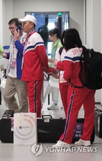 항저우 첫 금 딴 북한 사격 대표팀