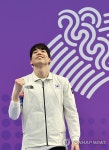 기뻐하는 이주호