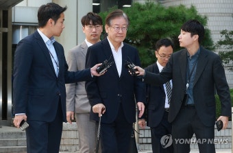 법정 나서는 이재명 대표