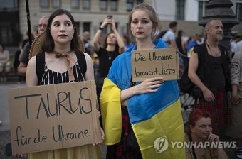 숄츠 'NO' 했지만…'우크라에 장거리 미사일' 독일 압박 거세져