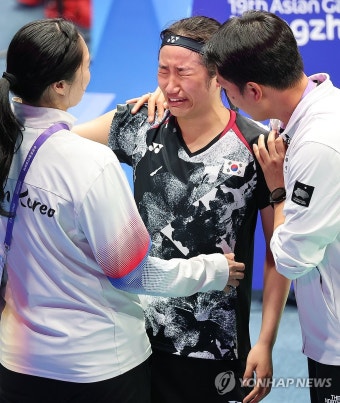 안세영, 천적 천위페이를 넘어 정상에 우뚝