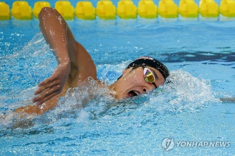 김우민, 자유형 1,500m 우승