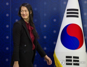 임명 뒤 바로 한국 찾은 줄리 터너 미 국무부 북한 인권 특사