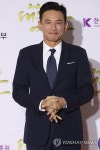 '국민배우' 황정민