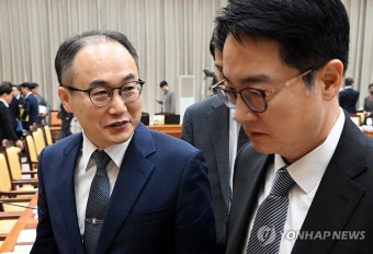 감사장 나서는 이원석 검찰총장