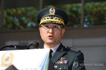 발언하는 박안수 신임 육군참모총장