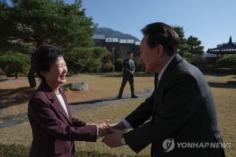 박근혜 전 대통령 사저 찾은 윤석열 대통령