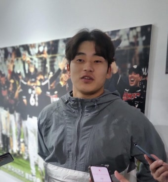 결승 홈런 맞았지만 끄떡없는 kt 박영현 