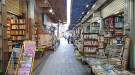 [휴먼n스토리] 부산 보수동 책방골목 지킴이 김성일 교사