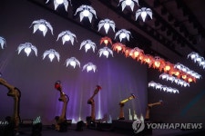 수능 수험생 혜택 팡팡…마산로봇랜드·김해문화재단 이벤트